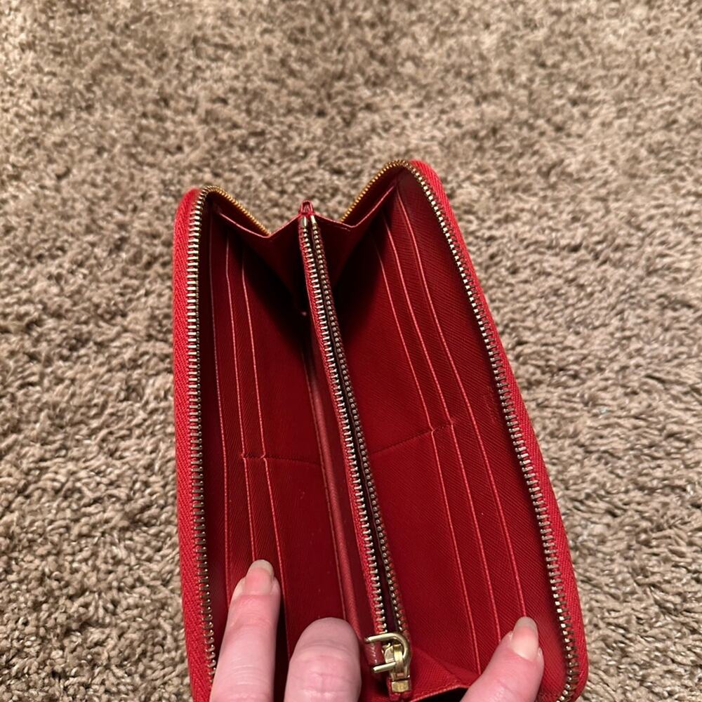 Prada Red Saffiano Zip Wallet with Gold Logo - Picture 9 of 13